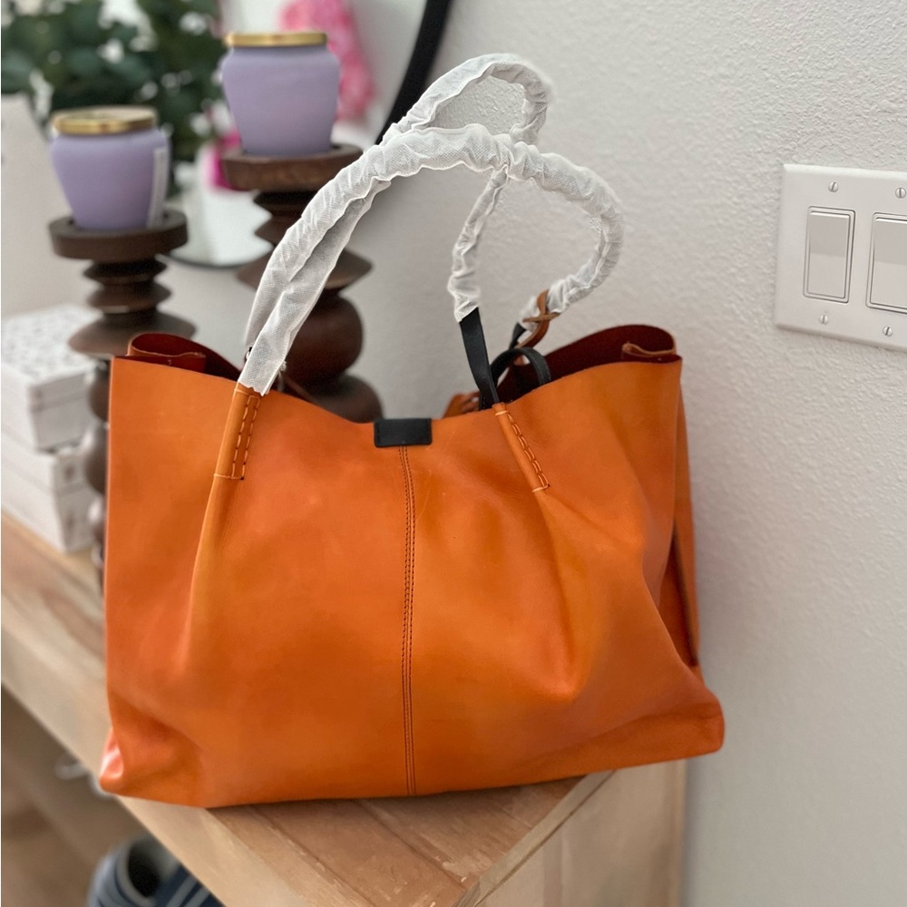 OLD TREND MODERN VINTAGE LEATHER TOTE Handbag